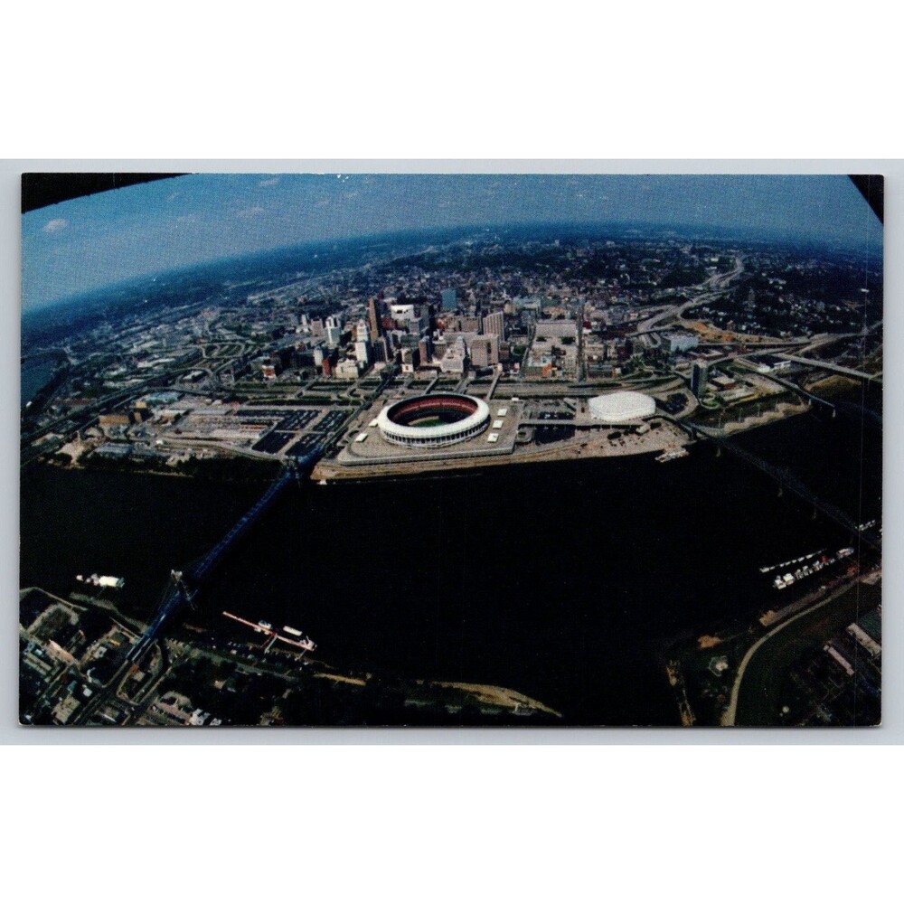 Vintage 1982 Cincinnati Ohio Aerial View Postcard Riverfront Stadium & Coliseum